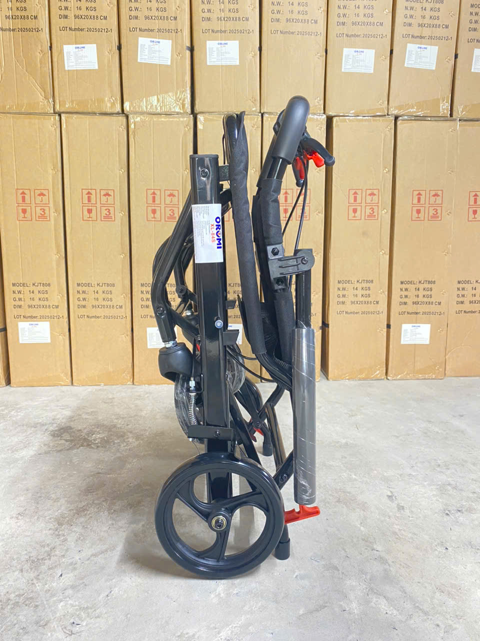 xe lan du lich gap gon